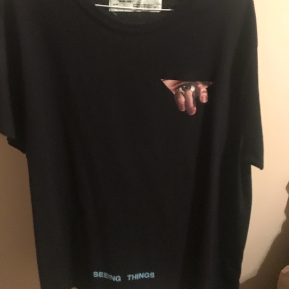 Off-white - Picture 2 of 2